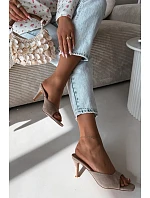 Klapky na podpatku model 226526 Step in style