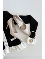 Lakované dámské lodičky z eko kůže s špičatou špičkou Jadira – světle béžové Lakované dámské lodičky z eko kůže s špičatou špičkou Jadira – světle béžové