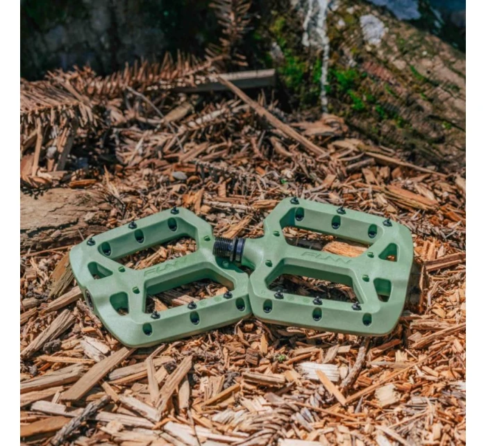 Pedály model 21853509 olivově zelené - FUNN