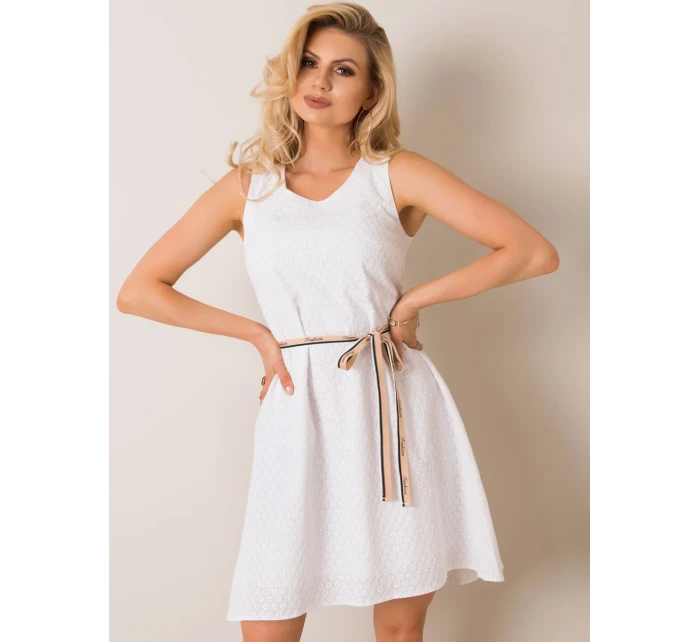 Šaty LK SK 508217 1.26P bílá