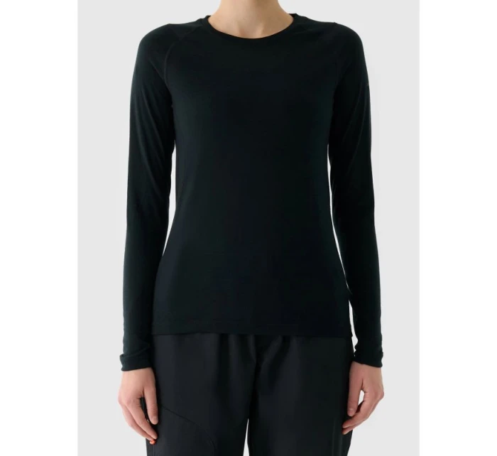 Dámský dlouhý rukáv z rychleschnoucí merino vlny model 21816741 - 4F Dámský dlouhý rukáv z rychleschnoucí merino vlny model 21816741 - 4F