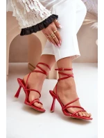 Stylové Sandály Na Podpatku S Pásky Červené model 21679427 - Boto Stylové Sandály Na Podpatku S Pásky Červené model 21679427 - Boto