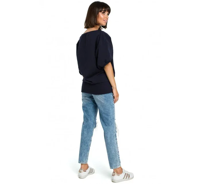 B079 Halenka nadměrné velikosti se zavinovacími detaily - černá B079 Halenka nadměrné velikosti se zavinovacími detaily - černá