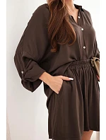 Dámský viskózový komplet košile s knoflíky a volné kraťasy hnědý