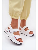 Kožené dámské sandály na platformě na suchý zip bílé Jemela Kožené dámské sandály na platformě na suchý zip bílé Jemela