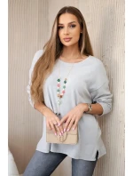 Halenka s náhrdelníkem šedý