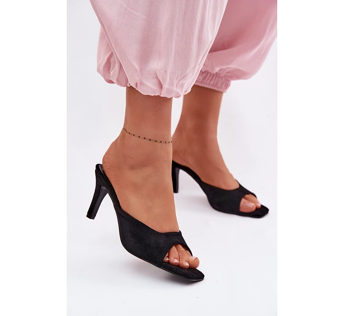 Dámské sandály na podpatku Černé model 22092064 - Boto