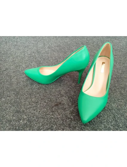Dámské lodičky na jehlovém podpatku Zelená model 21339192 - BELLUCCI