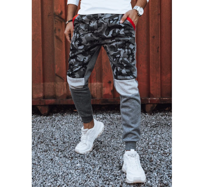 Pánské kamuflážní antracitové tepláky FashionStreet UX4427 Pánské kamuflážní antracitové tepláky FashionStreet UX4427