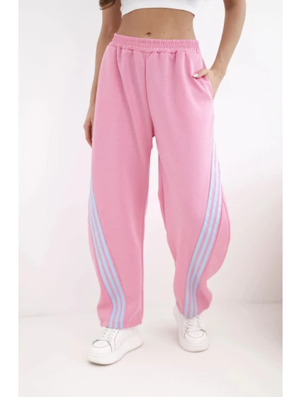 Dámské máslové kalhoty z viskózy s lampasem světle růžové Dámské máslové kalhoty z viskózy s lampasem světle růžové