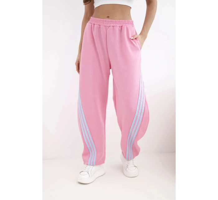 Dámské máslové kalhoty z viskózy s lampasem světle růžové Dámské máslové kalhoty z viskózy s lampasem světle růžové