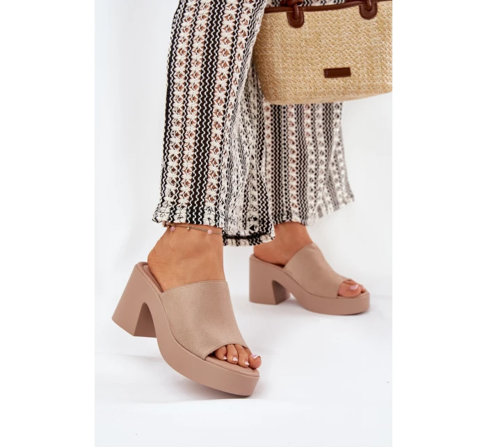 Dámské Sandály Na Podpatku A Platformě Khaki model 21689313 - Boto Dámské Sandály Na Podpatku A Platformě Khaki model 21689313 - Boto