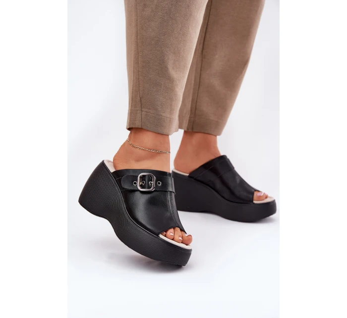 Kožené Dámské Sandály Na Platformě A Klínu S Přezkou Černé model 21695817 - S.Barski