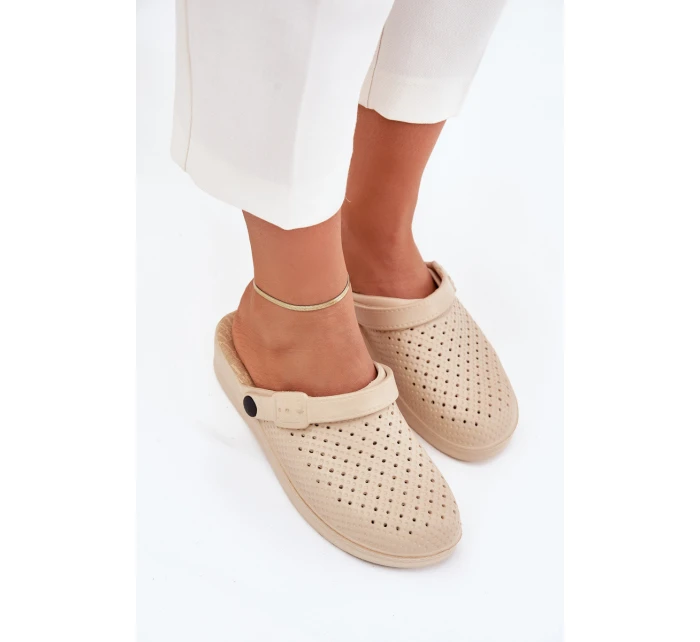 Pěnové Pantofle Dámské Béžové model 21703196 - EVENTO Pěnové Pantofle Dámské Béžové model 21703196 - EVENTO