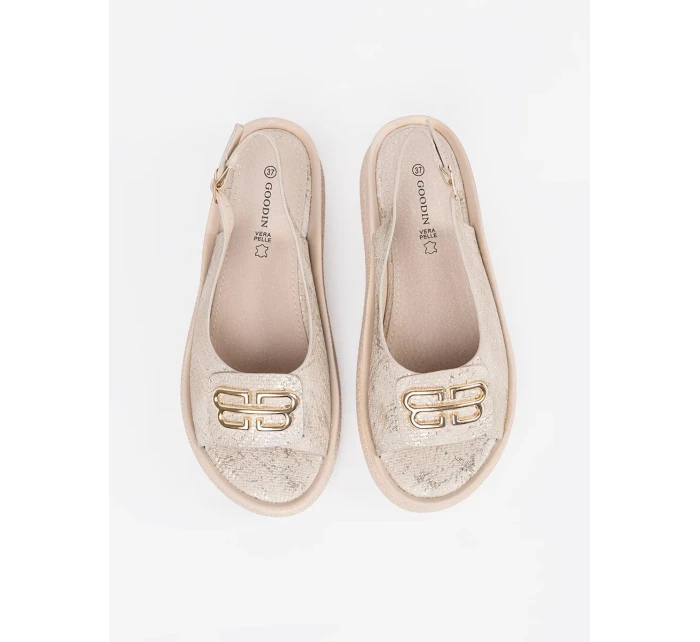 Dámské sandály na klínku  model 21137817 - GOODIN