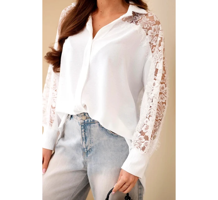 Dámská viskózová košile s krajkovými rukávy a límečkem bílá