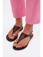 Dámské sandály na nízkém podpatku se zlatým detailem čokoládové Talorina Dámské sandály na nízkém podpatku se zlatým detailem čokoládové Talorina