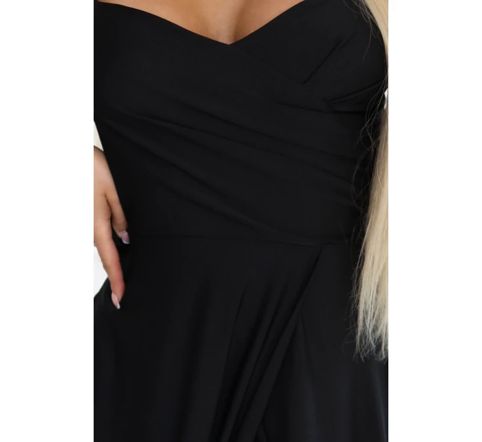 646-4 Dlouhé společenské šaty bez ramínek s rozparkem na nohou - černé
