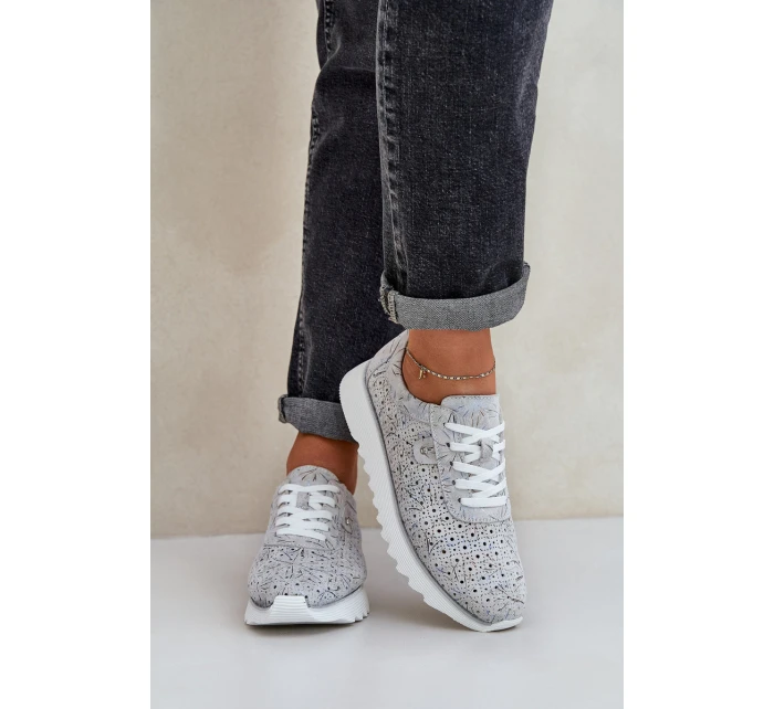 Semišové Vzorované Sportovní Boty Na Platformě S Leskem D&A LR51-635 Stříbrné Semišové Vzorované Sportovní Boty Na Platformě S Leskem D&A LR51-635 Stříbrné