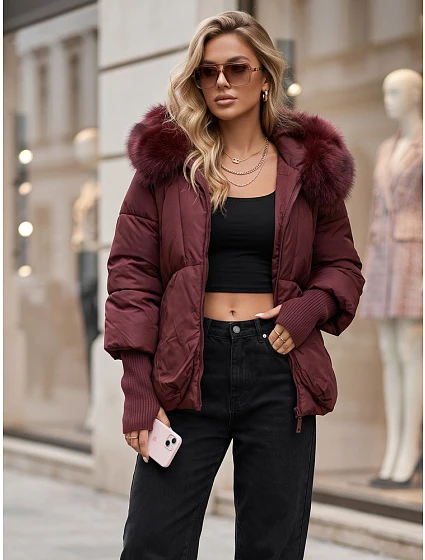 Dámská zimní prošívaná bunda s kožešinovým lemem, vínová, FashionStreet TY5992 Dámská zimní prošívaná bunda s kožešinovým lemem, vínová, FashionStreet TY5992