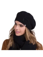 Kamea Justa barva: černá