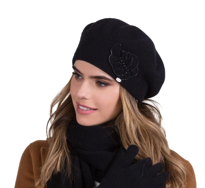 Kamea Justa barva: černá