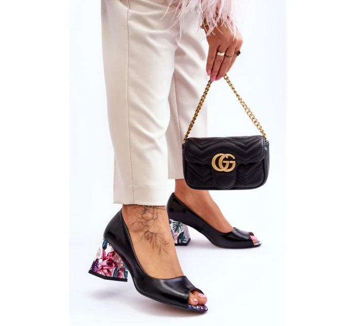 Kožené lodičky s ozdobným podpatkem Boty Černá model 21615894 - Boto Kožené lodičky s ozdobným podpatkem Boty Černá model 21615894 - Boto