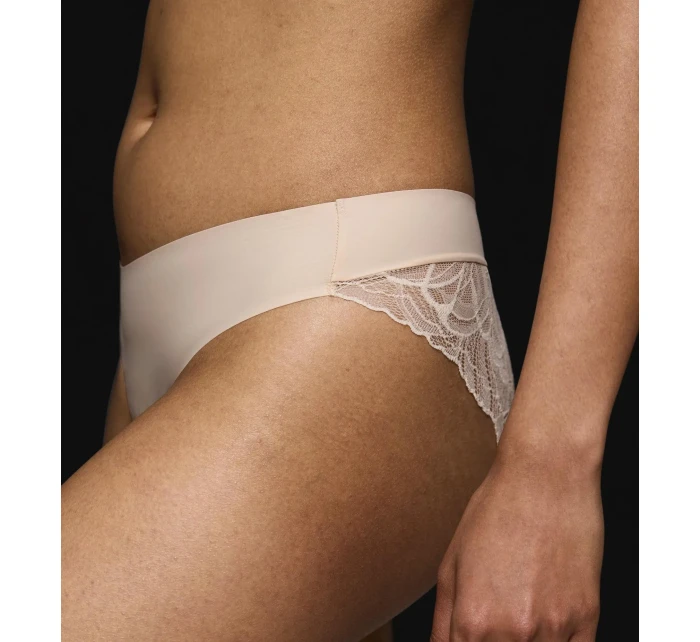 Dámské kalhotky Body Make-Up Illusion Lace Highleg Tai - BROWN - sv. hnědé 00NZ - TRIUMPH Dámské kalhotky Body Make-Up Illusion Lace Highleg Tai - BROWN - sv. hnědé 00NZ - TRIUMPH