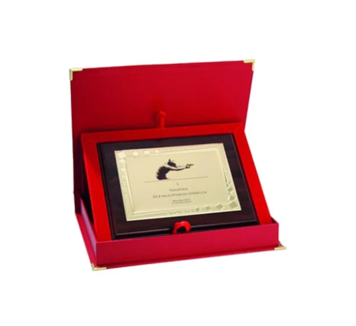 Plastový diplom s vyrytou kovovou destičkou + pouzdro