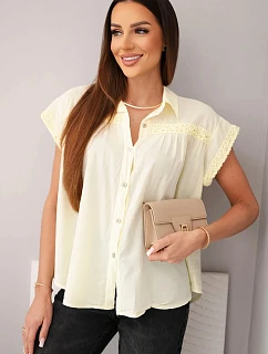 Dámská bavlněná košilová halenka s krajkou a krátkým rukávem žlutá