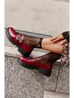 Dámské polobotky s pásky lakované bordové model 21671064 - Boto