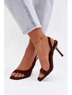 Dámské sandály na podpatku z eko semiše čokoládové model 21951621 - Boto
