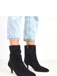 Boty na podpatku  model 217914 Solea