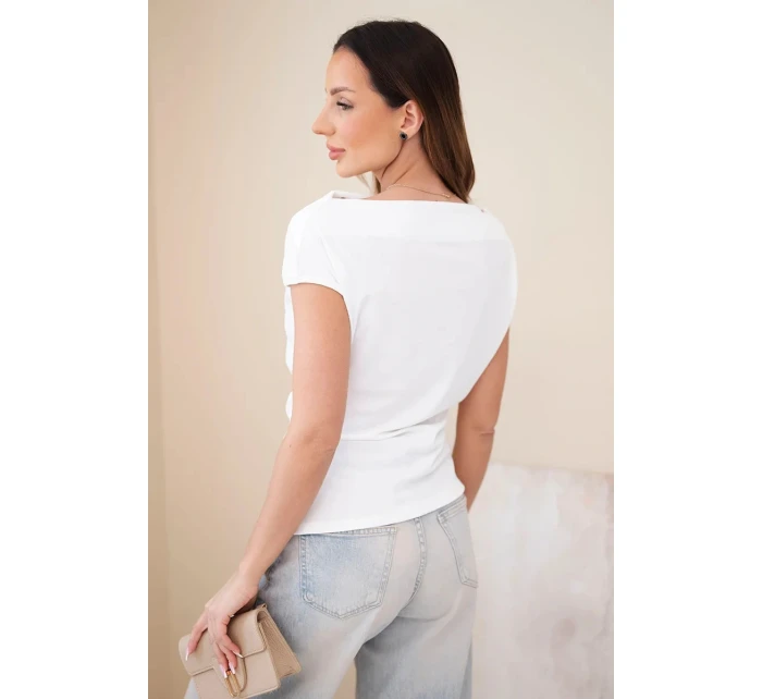 Dámská žebrovaná halenka z viskózy s model 22030152 výstřihem a nařasením ecru - K-Fashion