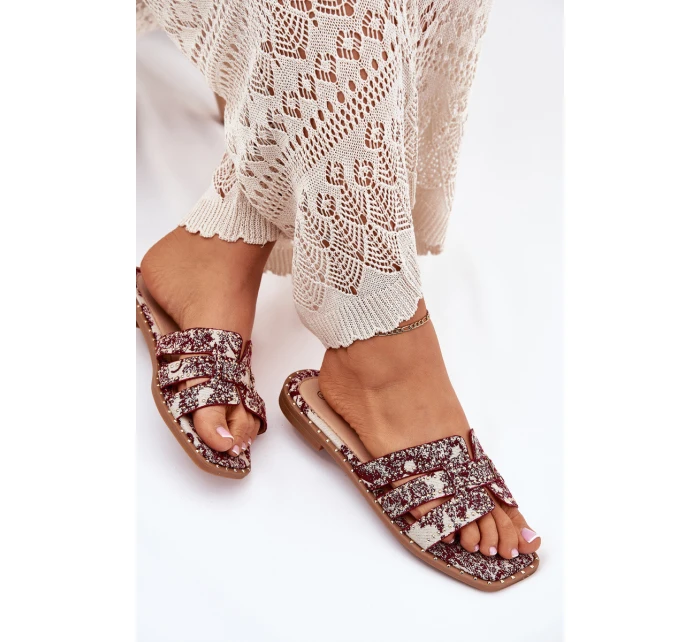 Zdobené Pantofle Na Plochém Podpatku Bordové model 21699515 - Boto