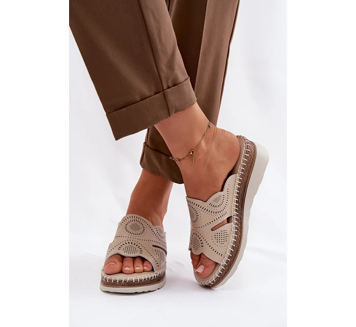 Kožené dámské sandály na platformě model 22101277 béžové - S.Barski Kožené dámské sandály na platformě model 22101277 béžové - S.Barski