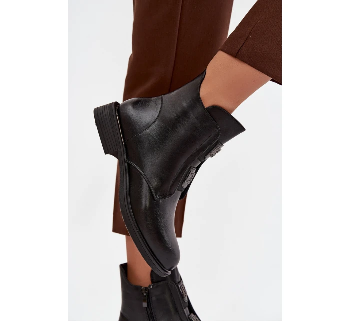 Dámské zateplené boty Tavressa – černé, s nízkým podpatkem a ozdobami Dámské zateplené boty Tavressa – černé, s nízkým podpatkem a ozdobami