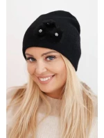 Dámská čepice s ozdobnými model 21470149 květinami elegantní černá - K-Fashion