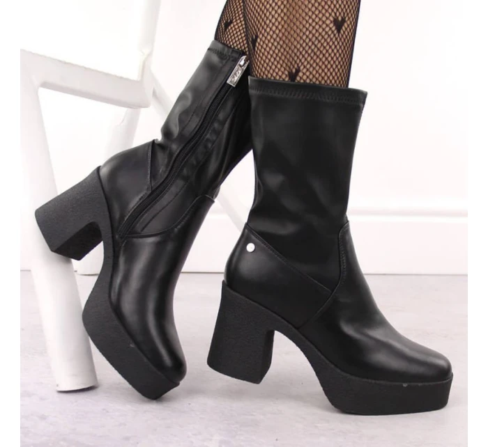 Goe W MM2N4047 INT2056 boty na jehlovém podpatku