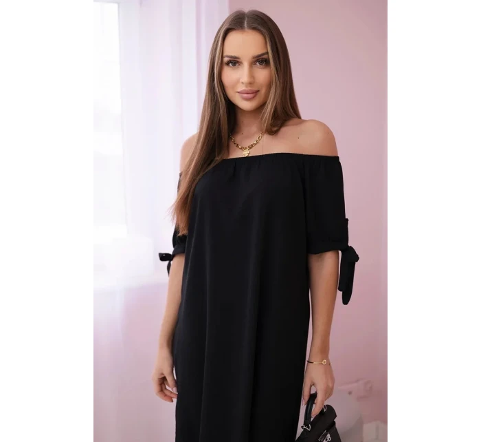 Šaty svázané na rukávech černé Šaty svázané na rukávech černé