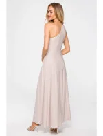 Maxi šaty na jedno rameno M718  šampaňské - MOE