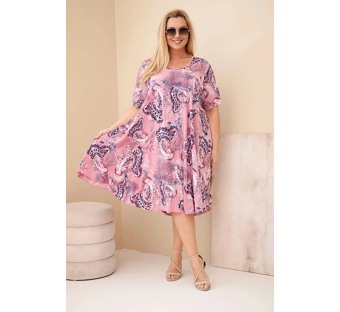 Dámské viskózové šaty Plus Size s krátkým rukávem a model 22043102 vzorem růžová - K-Fashion