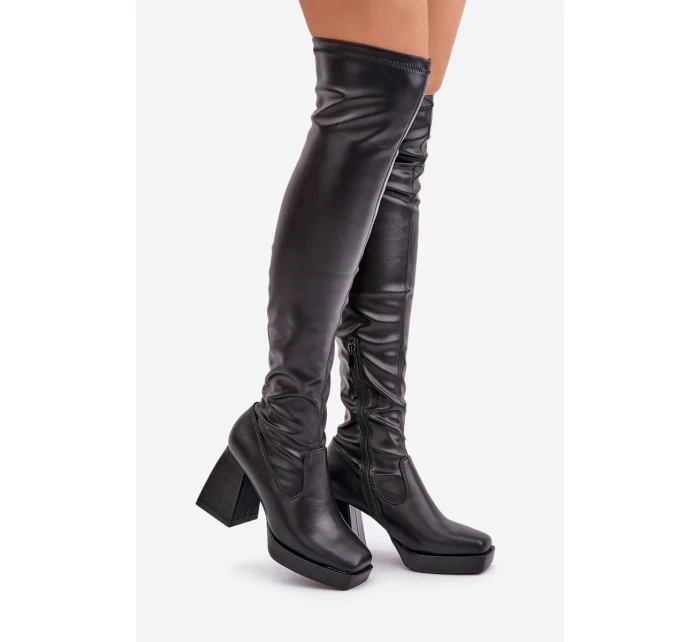 Přiléhavé kozačky nad kolena na podpatku tmavě hnědé model 21681380 - Boto