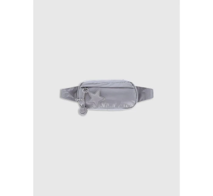 Ledvinka s na klíče model 21736375 - 4F Ledvinka s na klíče model 21736375 - 4F