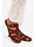 Dámské nazouváky na ploché podrážce s pásky a zlatou sponou Bežové model 22032105 - Boto