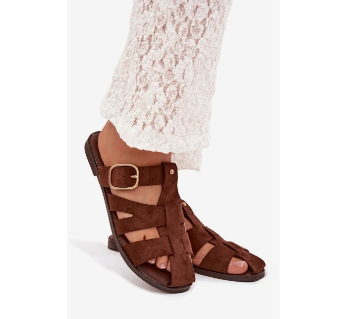 Dámské nazouváky na ploché podrážce s pásky a zlatou sponou Bežové model 22032105 - Boto