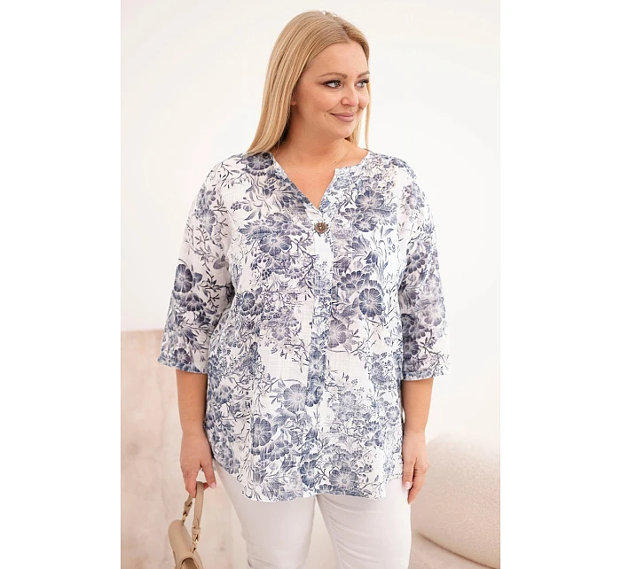 Dámská bavlněná halenka plus size s krátkým rukávem a ozdobným knoflíkem bílá