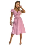 425-2 MATILDE Šaty s hlubokým výstřihem a krátkými rukávy - pudrově růžové s brokátem