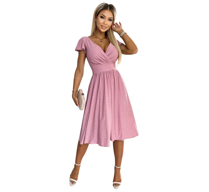 425-2 MATILDE Šaty s hlubokým výstřihem a krátkými rukávy - pudrově růžové s brokátem