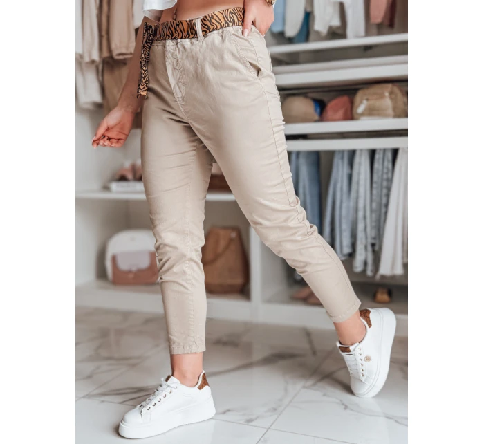 Dámské kalhoty s páskem MADELINA tmavě béžové FashionStreet UY2622
